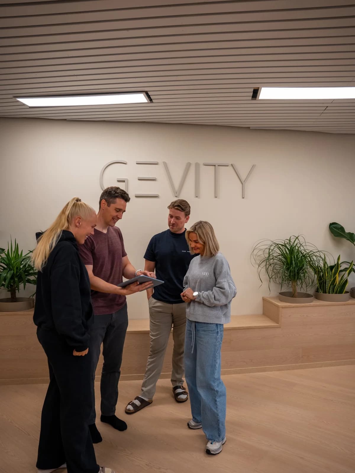 Conversation and guidance at Gevity's premises in Stavanger